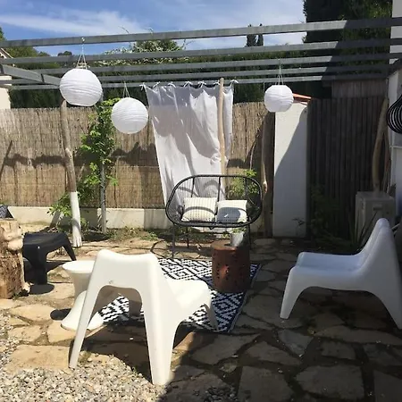 Maison à 2 min à pied de la plage de la Garonne Casa de Férias *