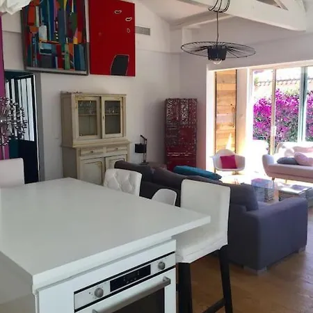 Maison A 2 Min A Pied De La Plage De La Garonne Σπίτι διακοπών *